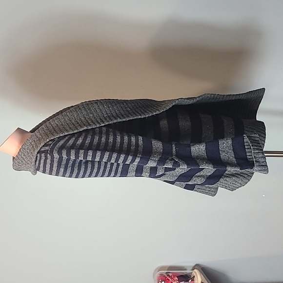 BCBGMaxAzria Striped Wool Cardigan Oversized Comfy Academia Preppy Luxury - Picture 5 of 8